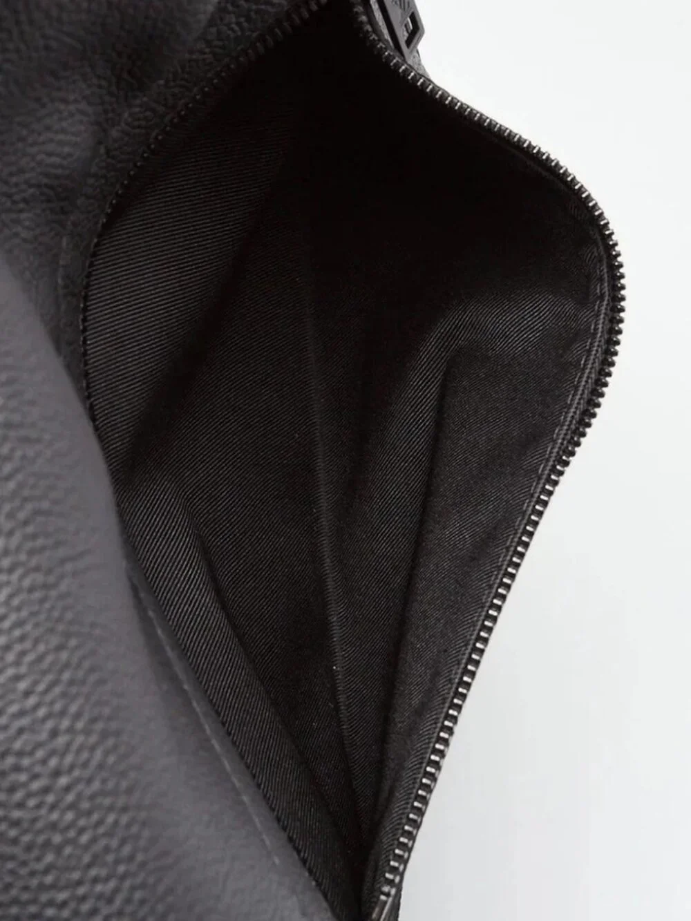 Louis Vuitton Black Aerogram Leather Takeoff Messenger Bag